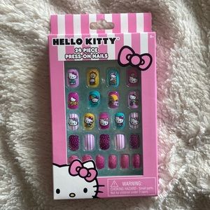 Hello Kitty Press on Nails